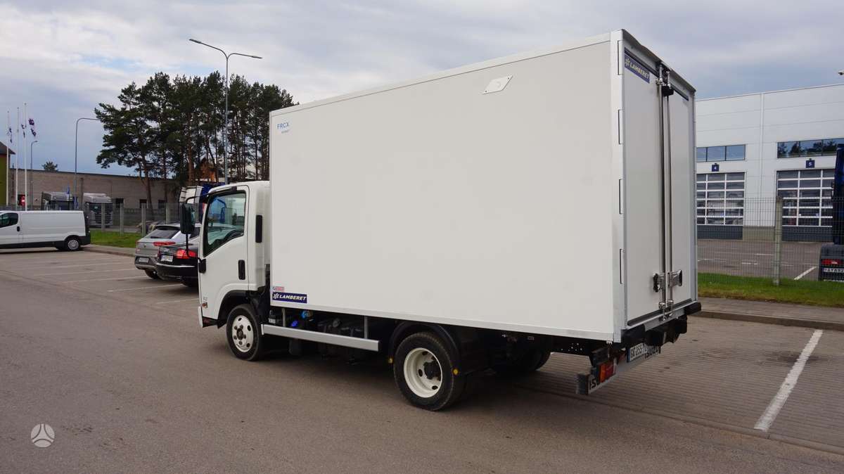 Isuzu NP35, refrižerātori