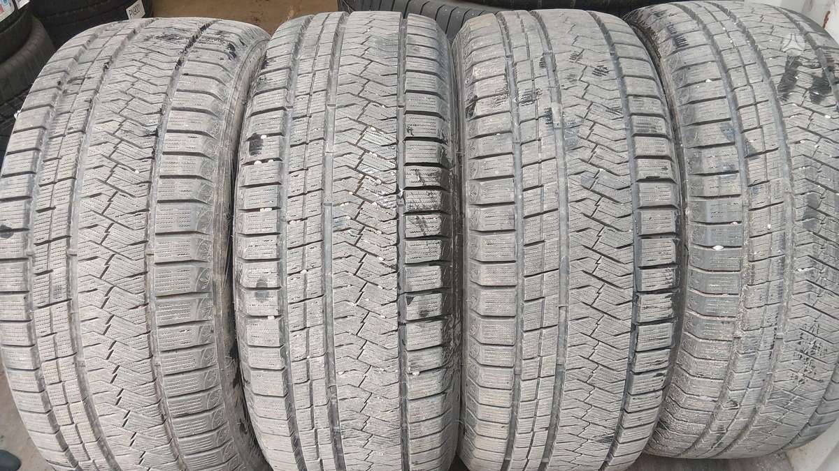 Triangle SnowLink TWT02, winter 235/50 R18