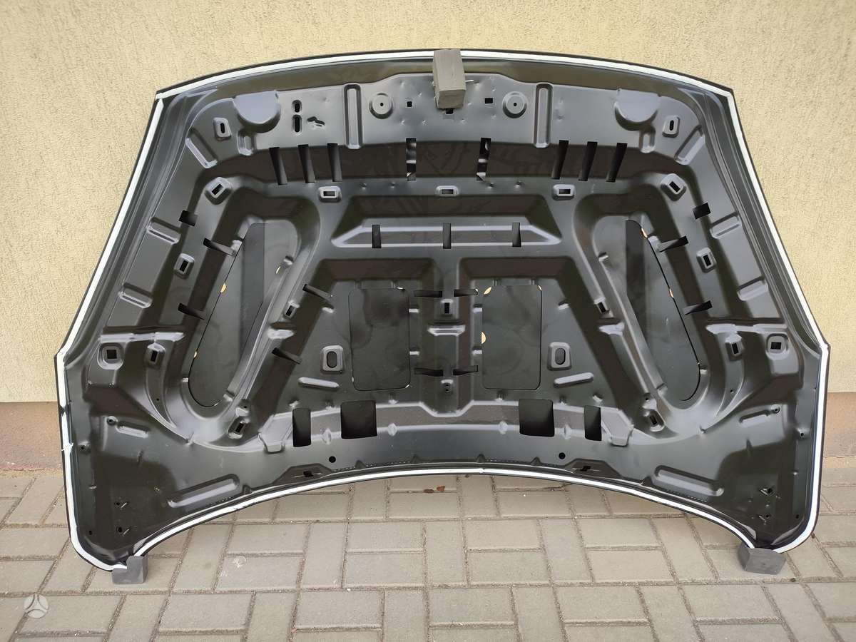 Ford Kuga hood (front, rear)