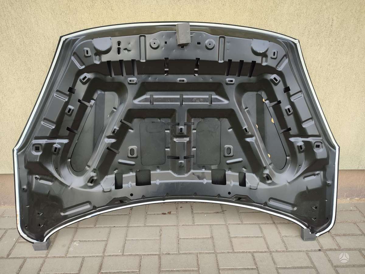 Ford Kuga hood (front, rear)