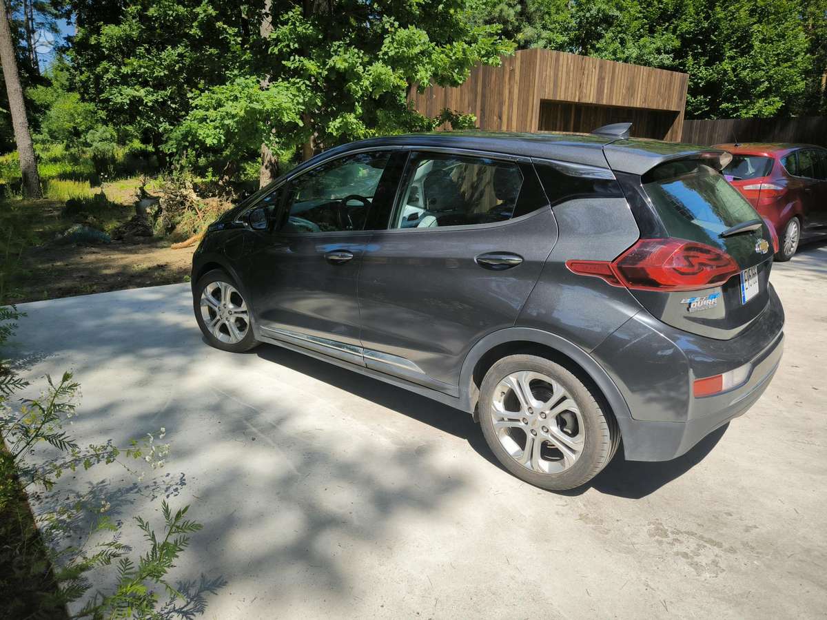 Chevrolet Bolt, 64 kWh, hatchback