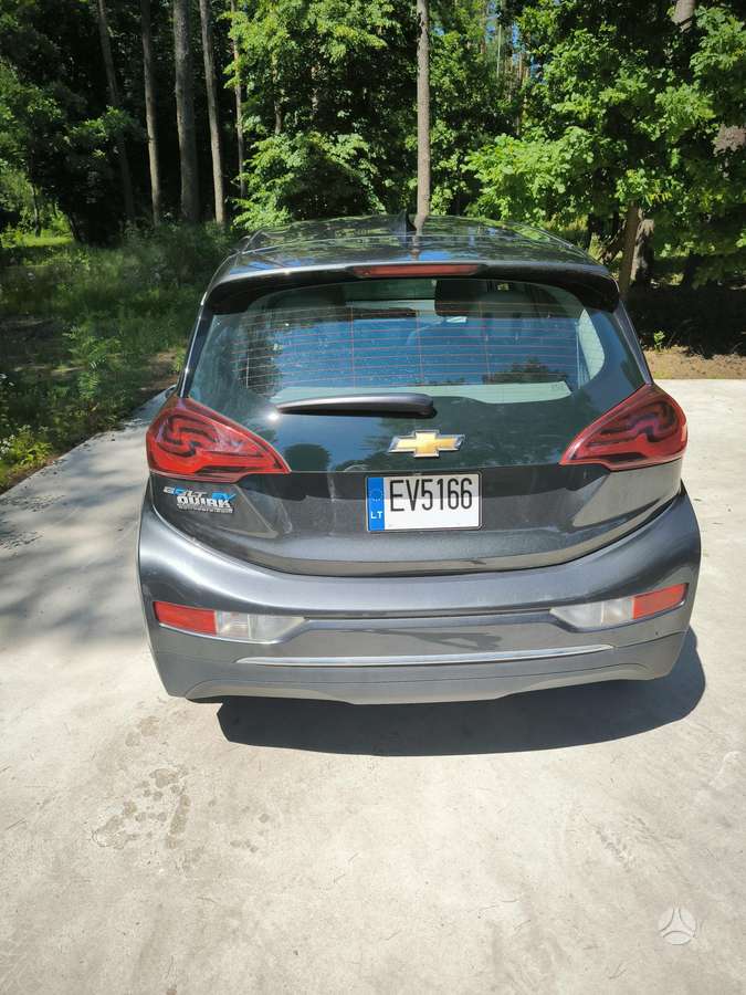 Chevrolet Bolt, 64 кВт·ч, Хэтчбек