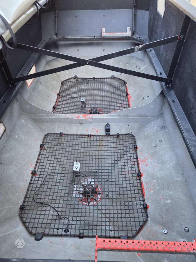 Kuhn Axis 40.2 H EMC+W, barstytuvai