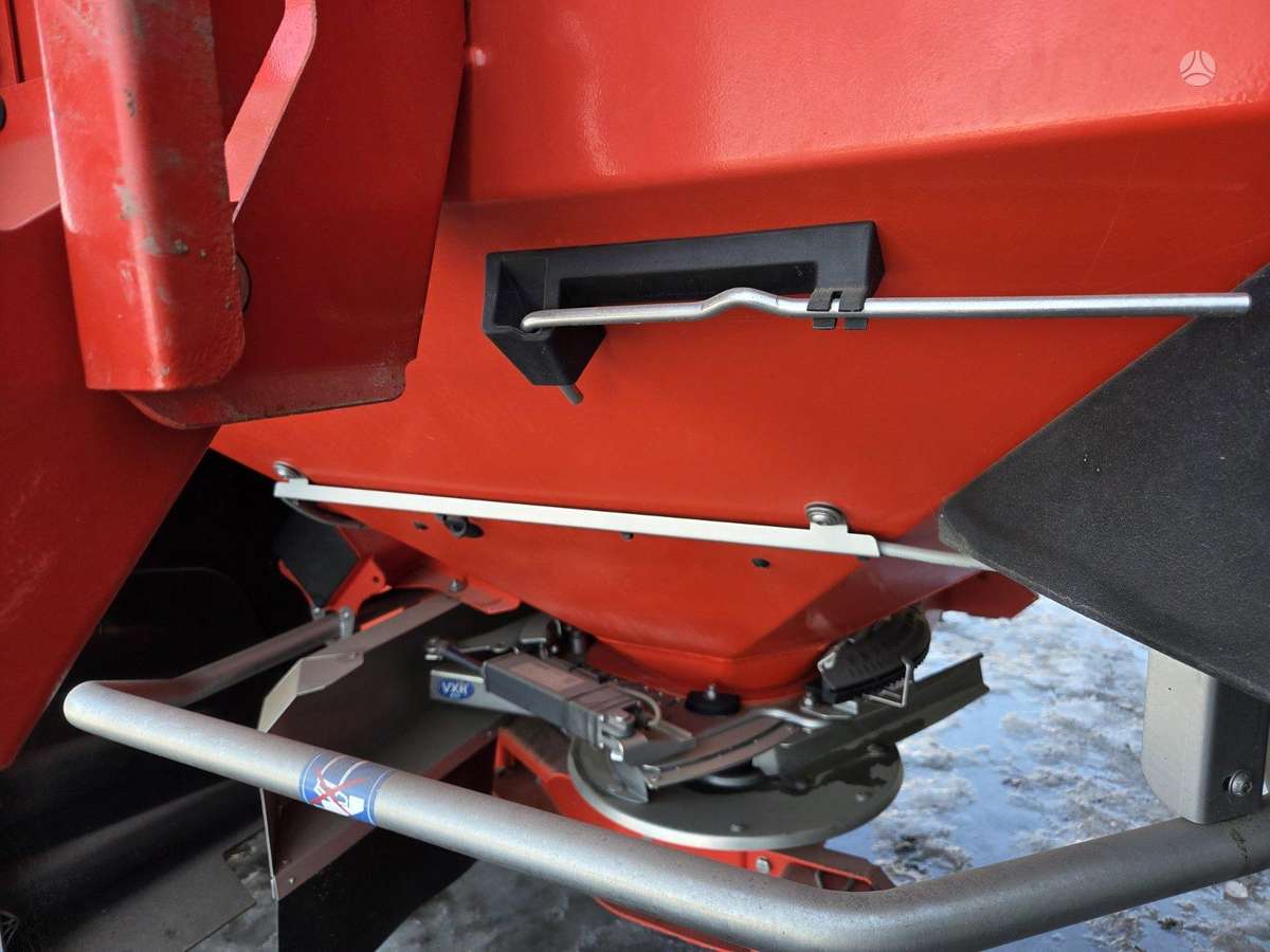 Kuhn Axis 40.2 H EMC+W, barstytuvai
