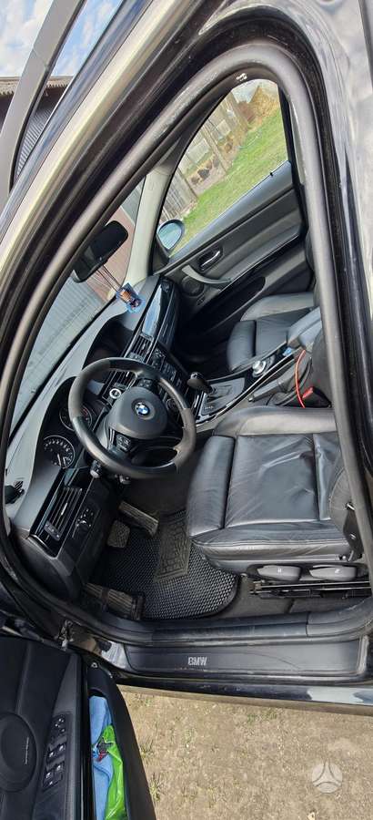 BMW 330, 3.0 l., Универсал