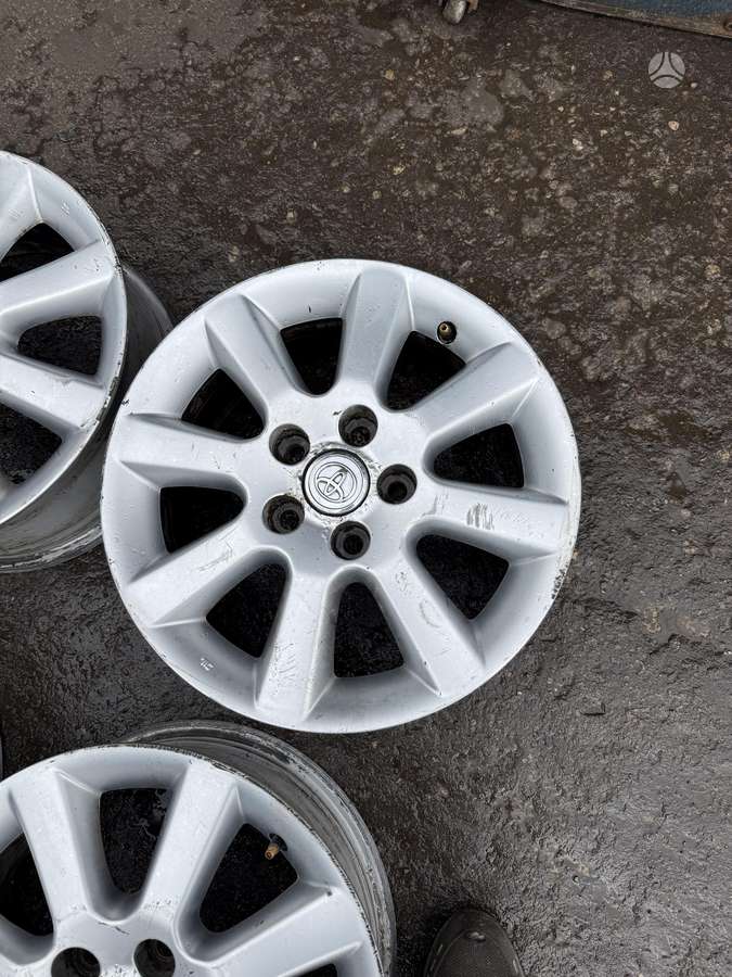 Toyota, vieglmetāla, R16