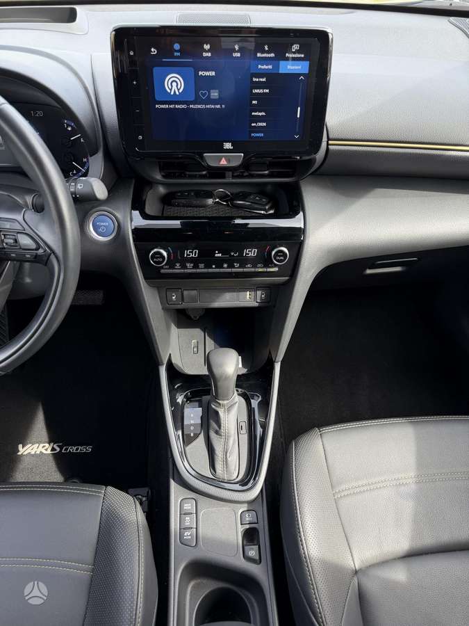 Toyota Yaris Cross - 11
