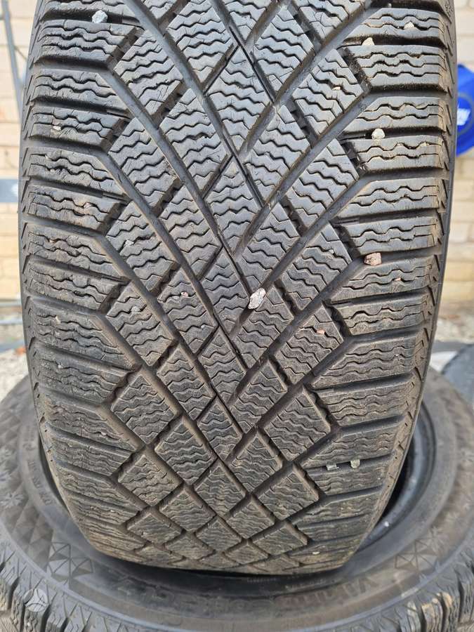 Continental Vikingcontact 7, winter 225/50 R18