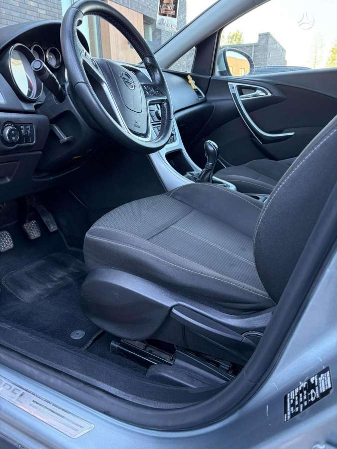 Opel Astra, 1.3 l., hatchback