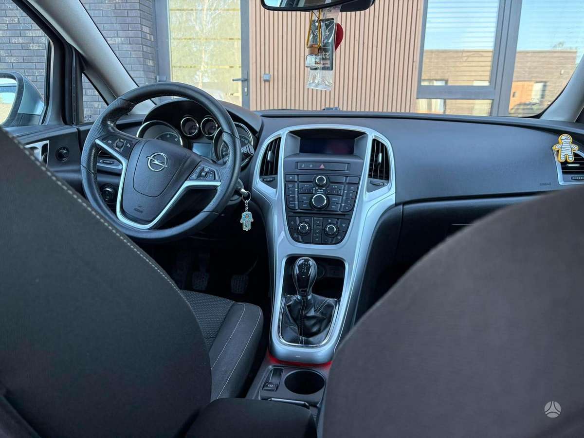 Opel Astra, 1.3 l., hatchback