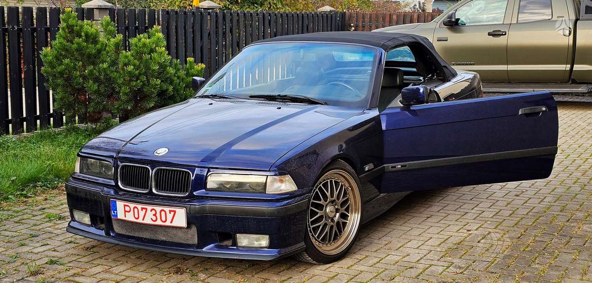 BMW 318, 1.8 l., convertible