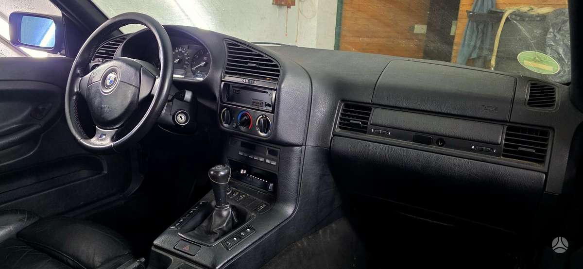 BMW 318, 1.8 l., Кабриолет