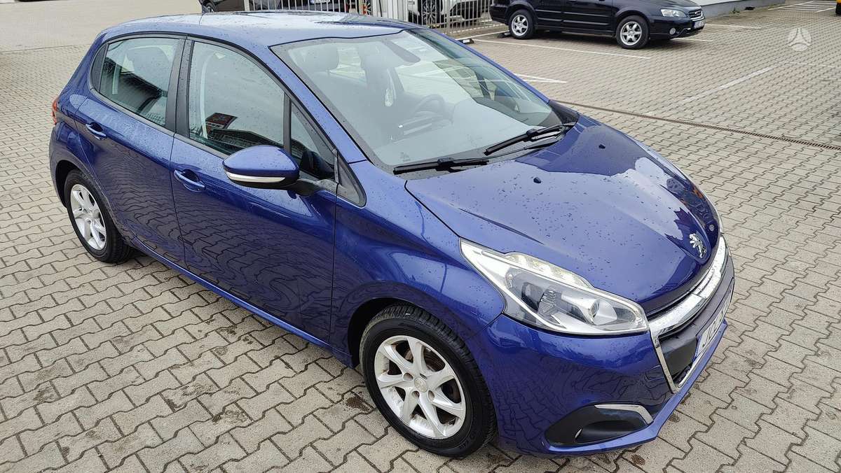 Peugeot 208, 1.2 l., Хэтчбек