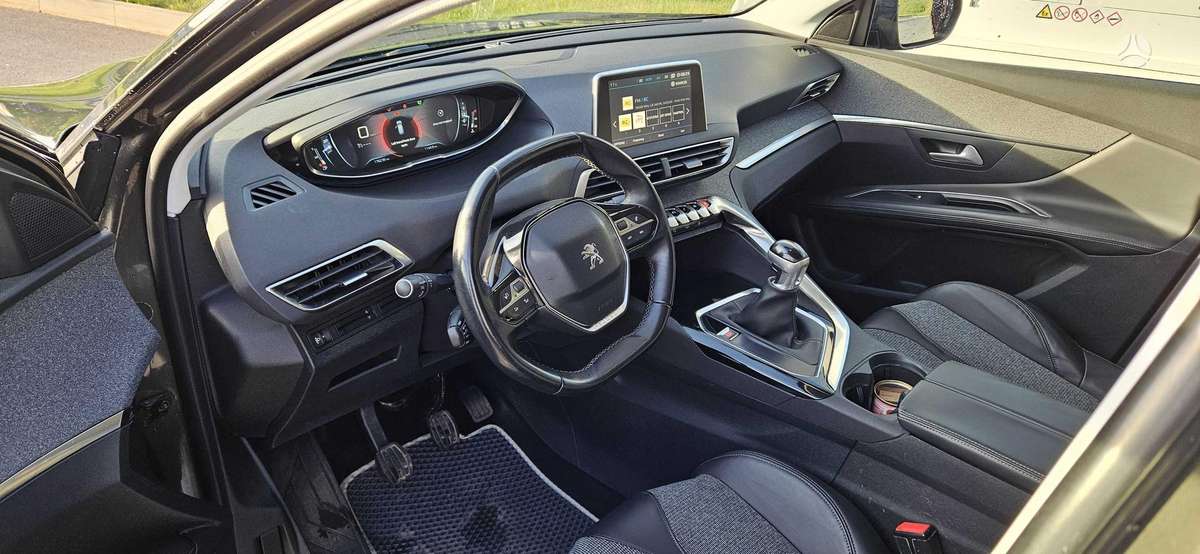 Peugeot 3008 - 9