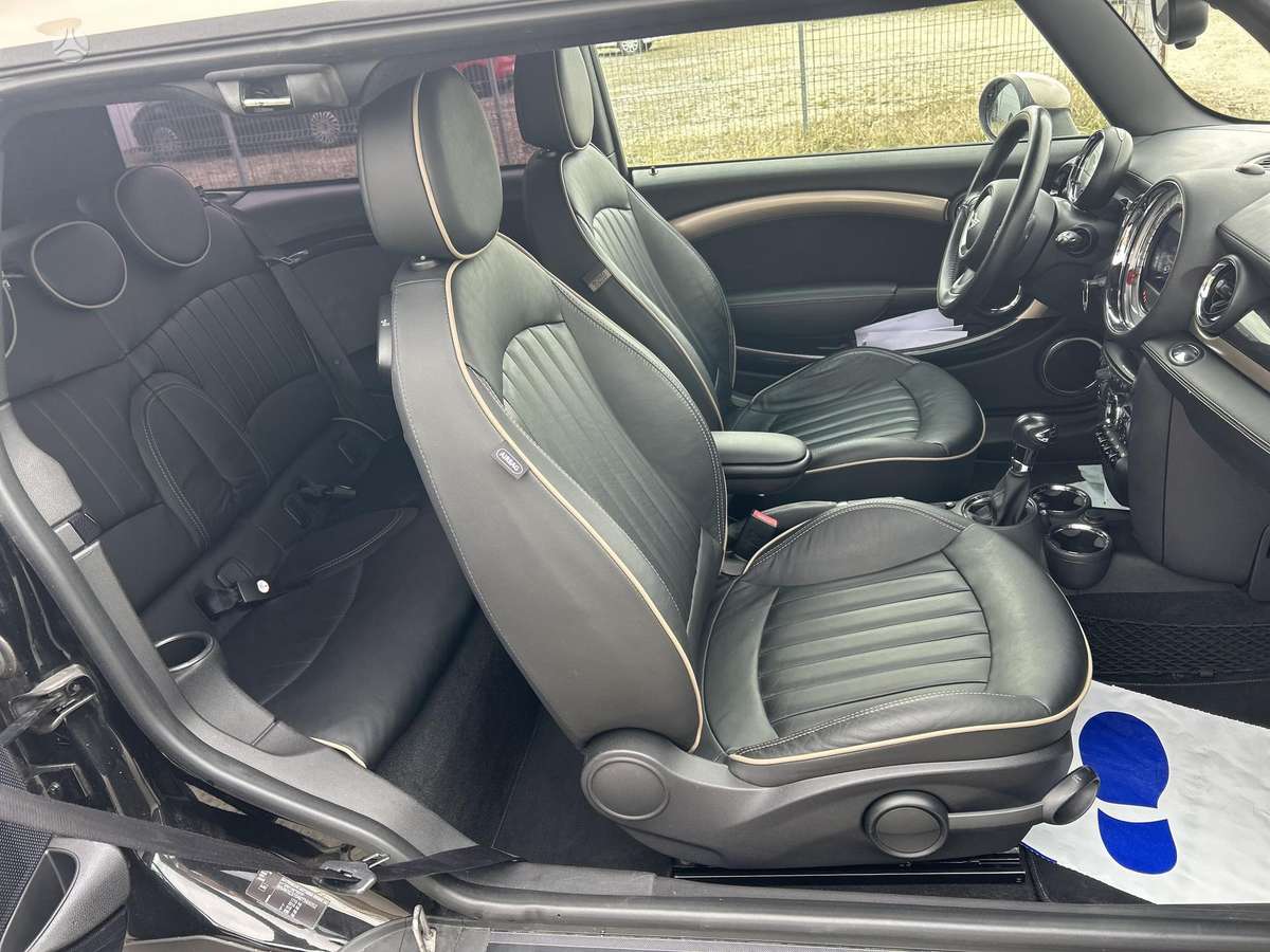 Mini Cooper, 2.0 l., hatchback