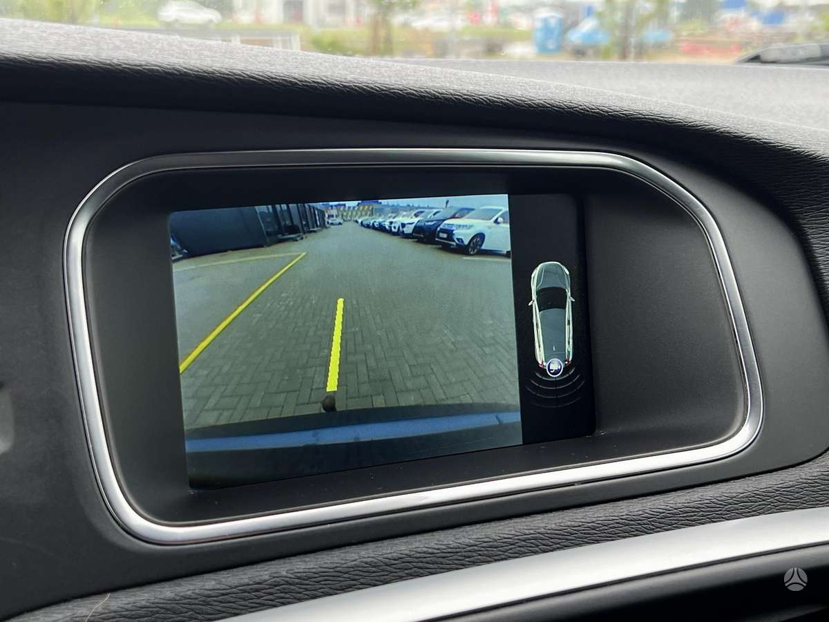Volvo V40, 2.0 l., Хэтчбек