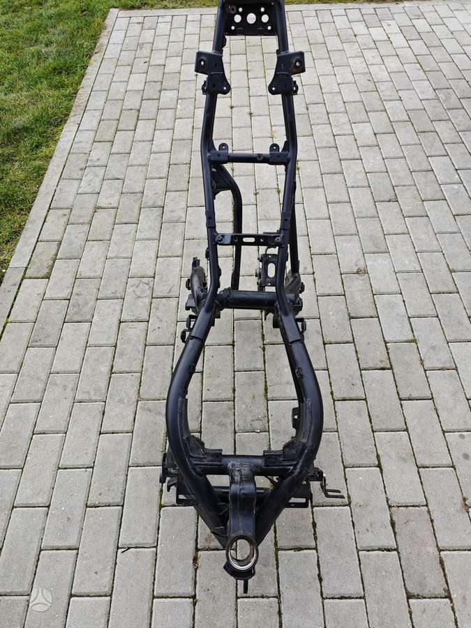 CFMOTO 650NK, street / классические
