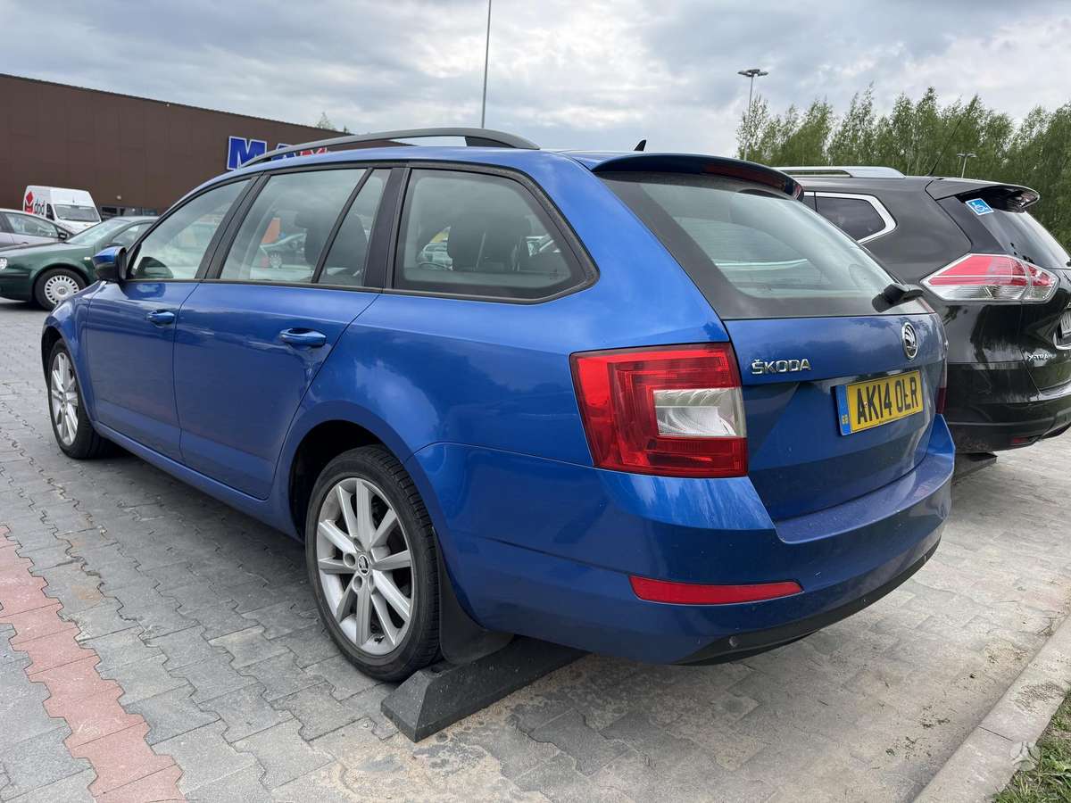Škoda Octavia - 2