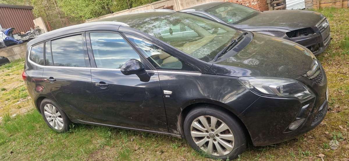 Opel Zafira Dalimis