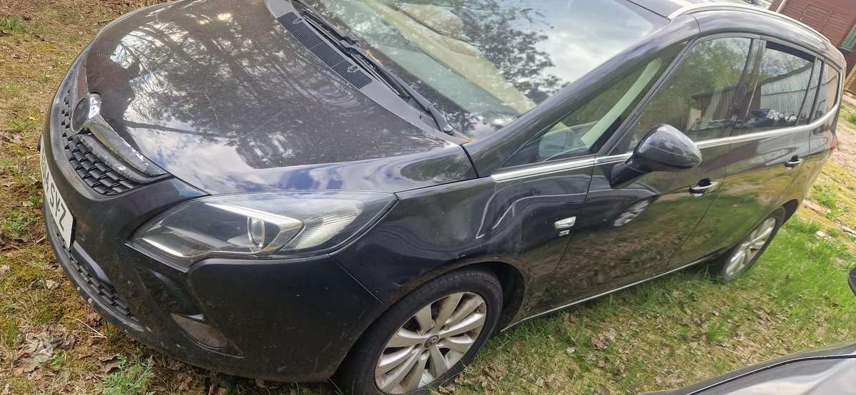 Opel Zafira Dalimis