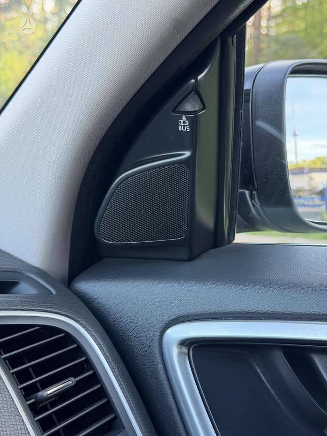 Volvo XC60, 2.0 l., Внедорожник / Кроссовер
