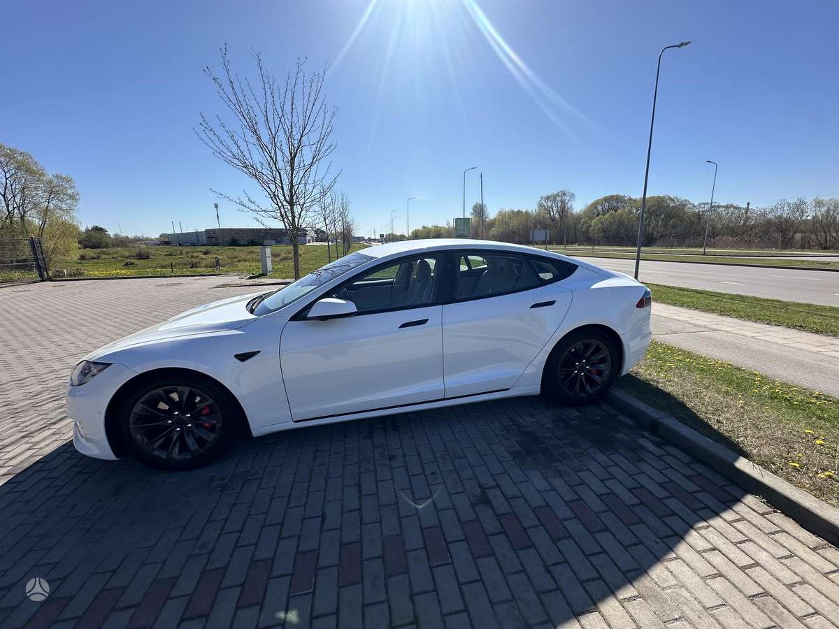 Tesla Model S, 75 kWh, hatchback