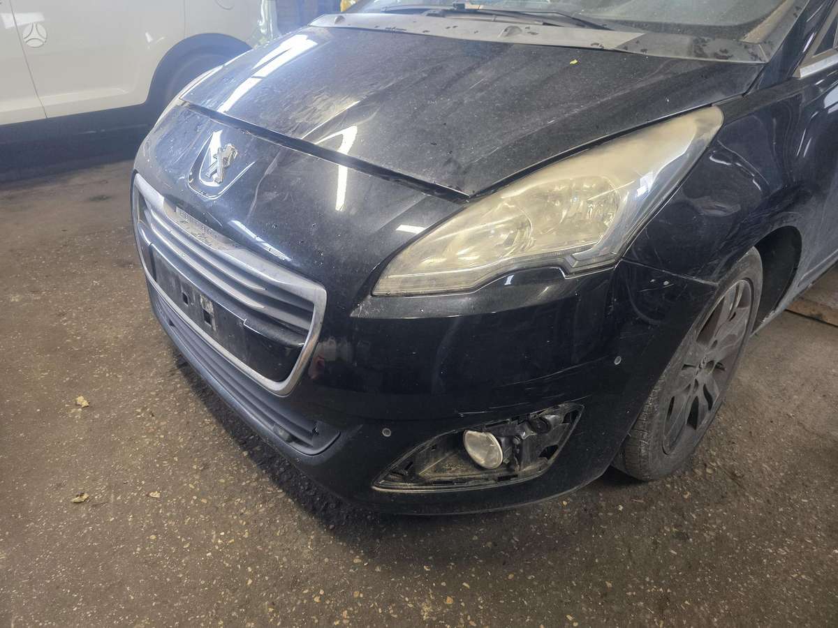 Peugeot 5008 dalimis