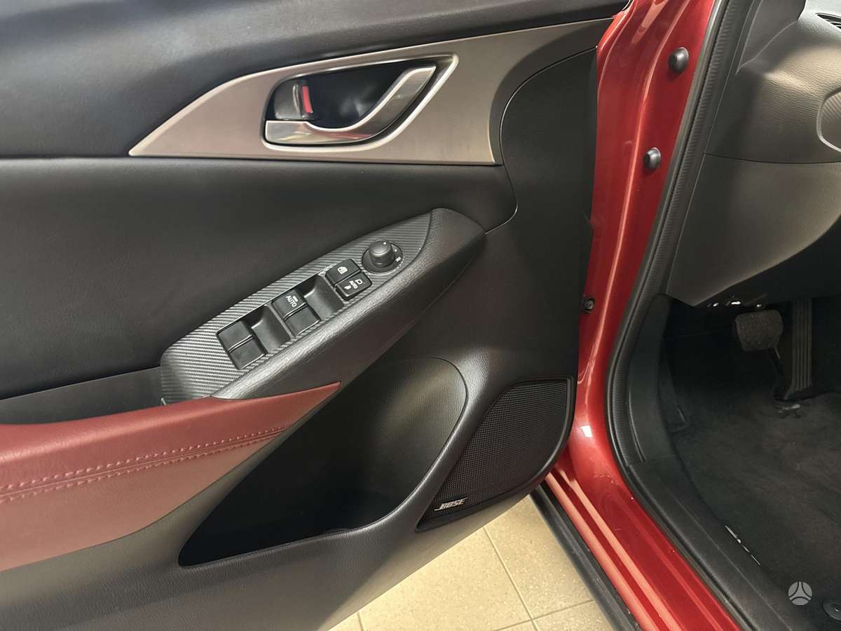 Mazda CX-3, 2.0 l., Внедорожник / Кроссовер