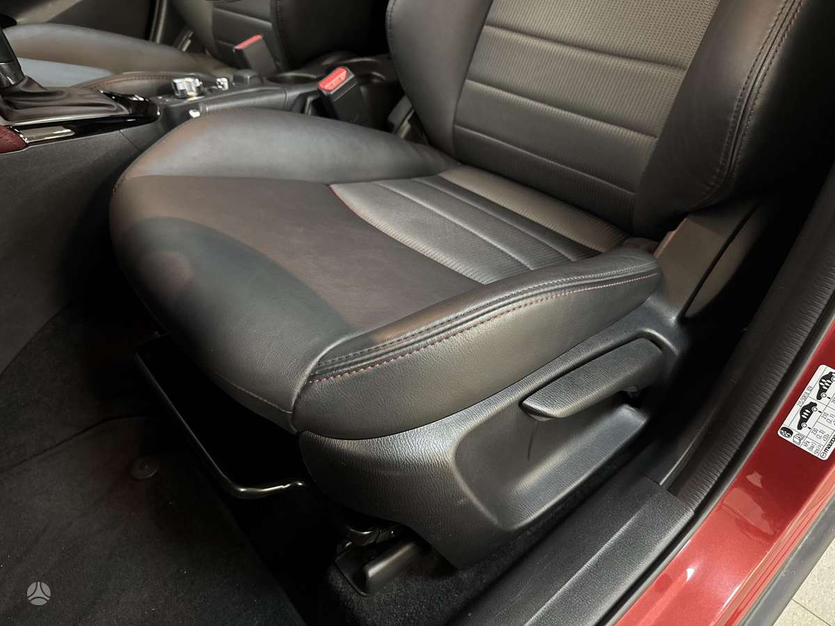 Mazda CX-3, 2.0 l., Внедорожник / Кроссовер