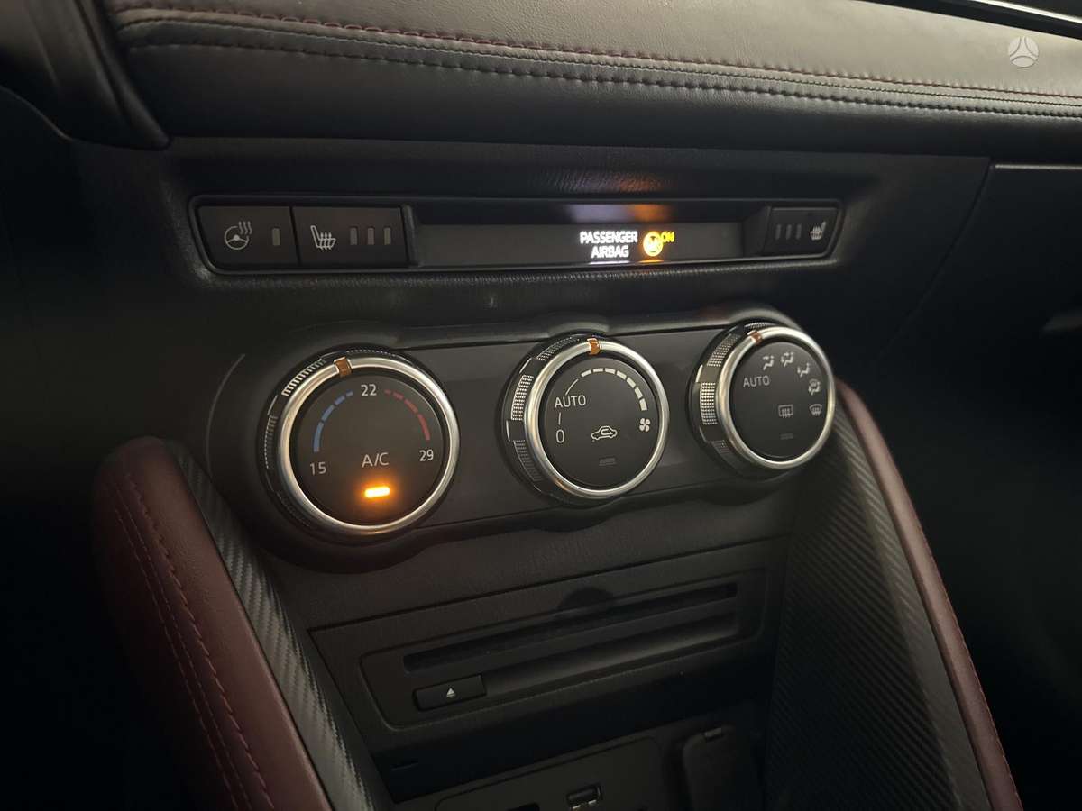 Mazda CX-3, 2.0 l., Внедорожник / Кроссовер