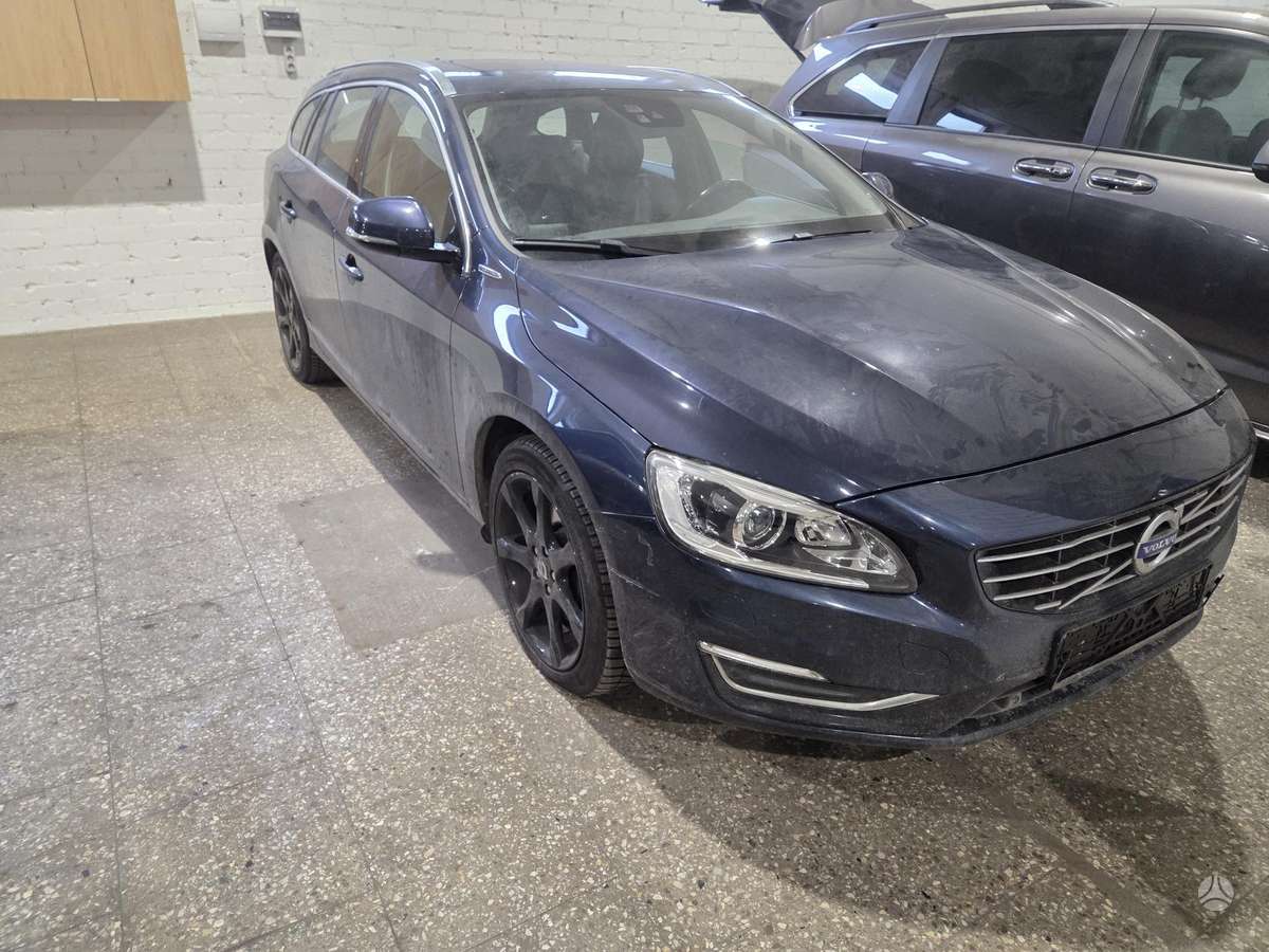 Volvo V60 Spalvos kodas 498