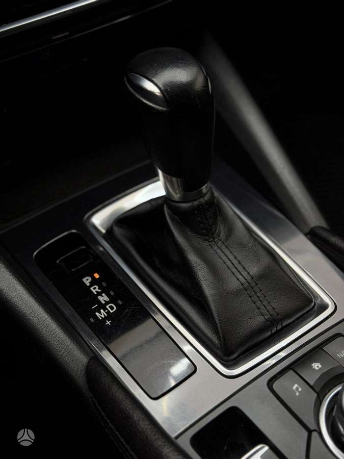 Mazda 6, 2.2 l., universalas