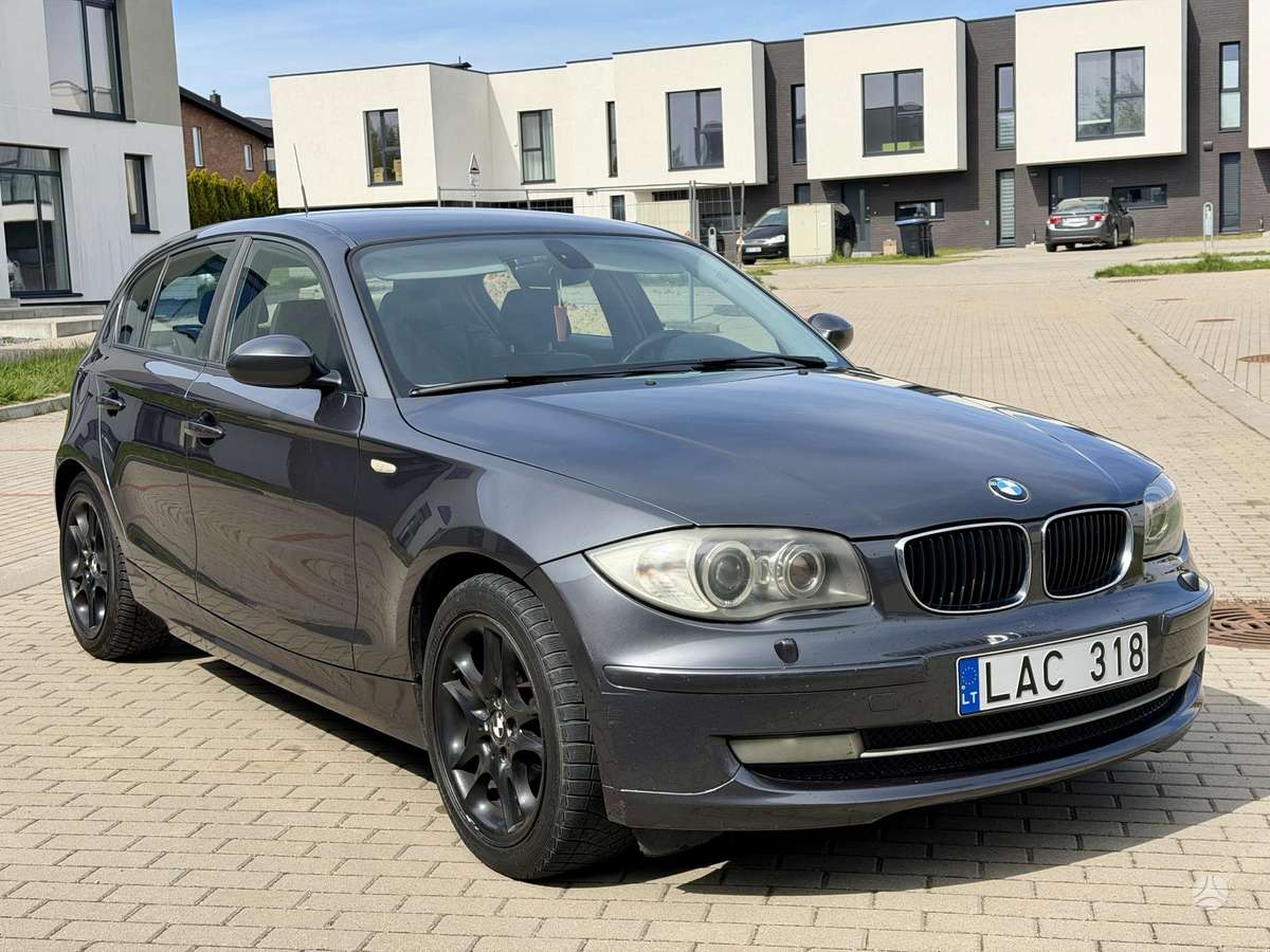 BMW 120, 2.0 l., hatchback