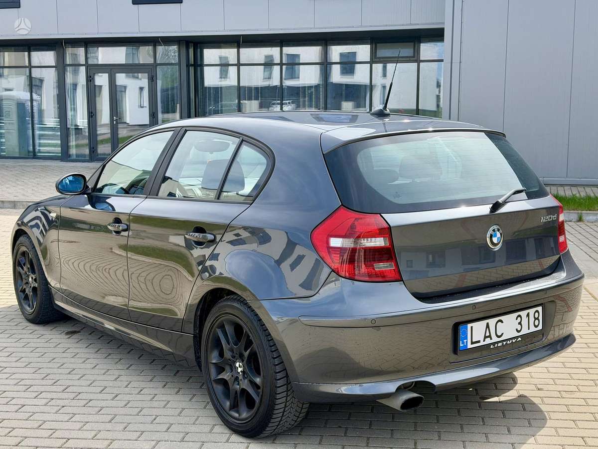 BMW 120, 2.0 l., Хэтчбек