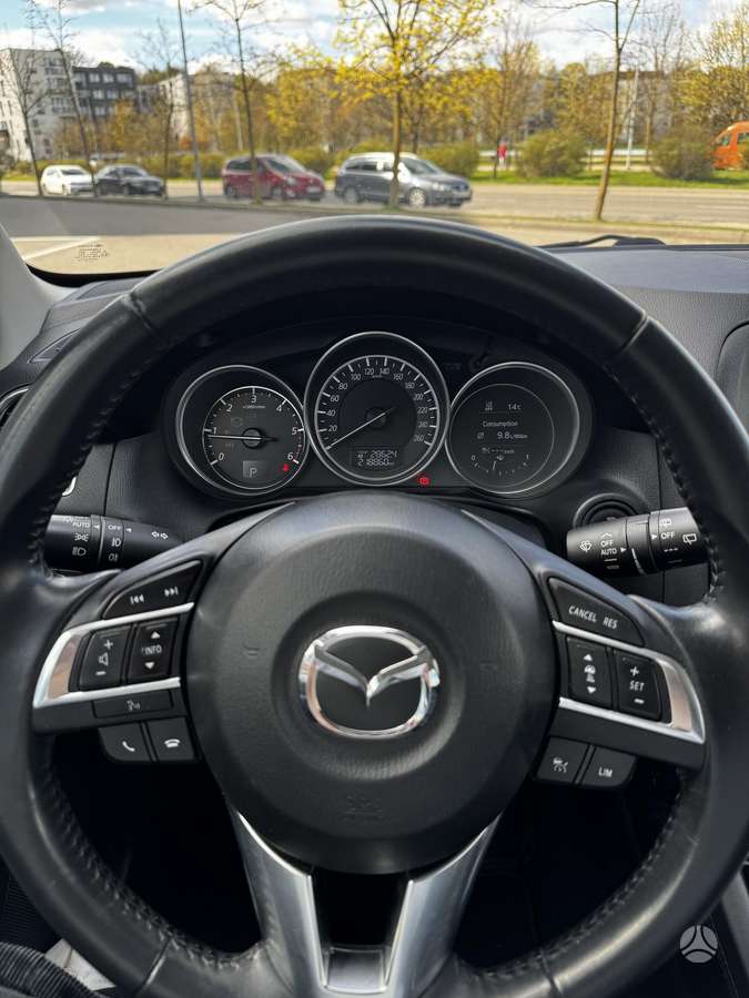 Mazda CX-5, 2.2 l., off-road / crossover