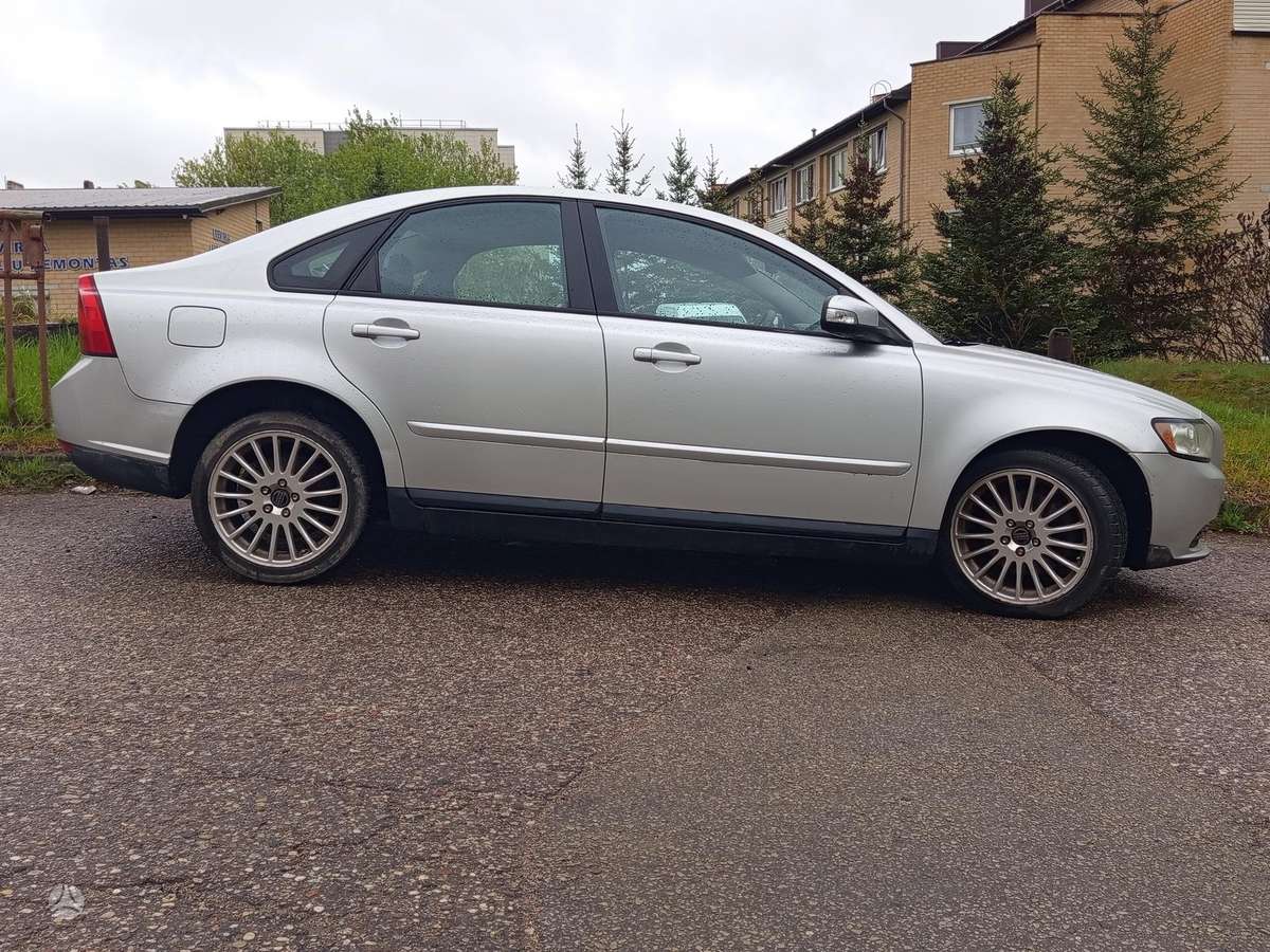 Volvo S40, 2.0 l., Седан