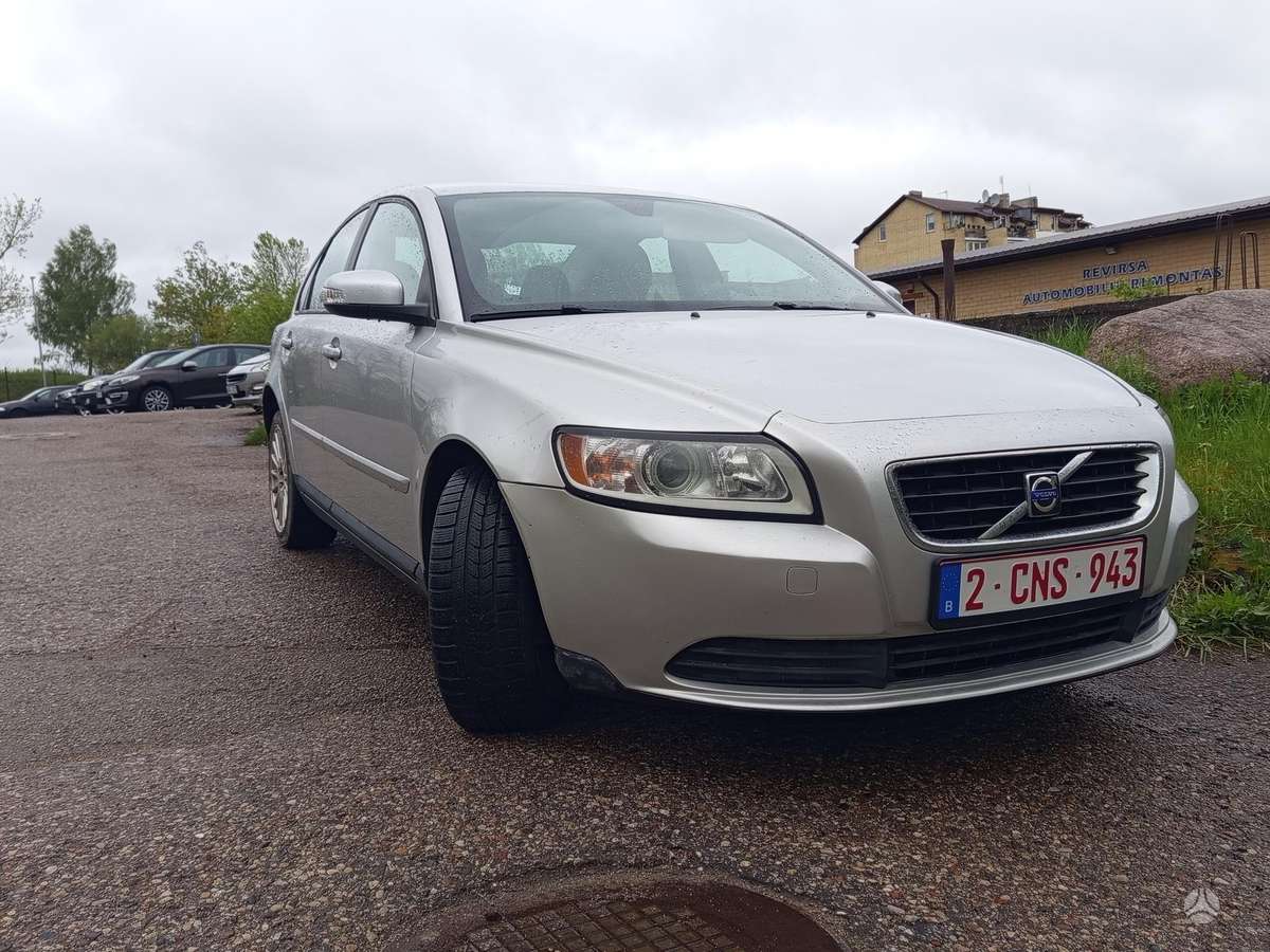 Volvo S40, 2.0 l., Седан