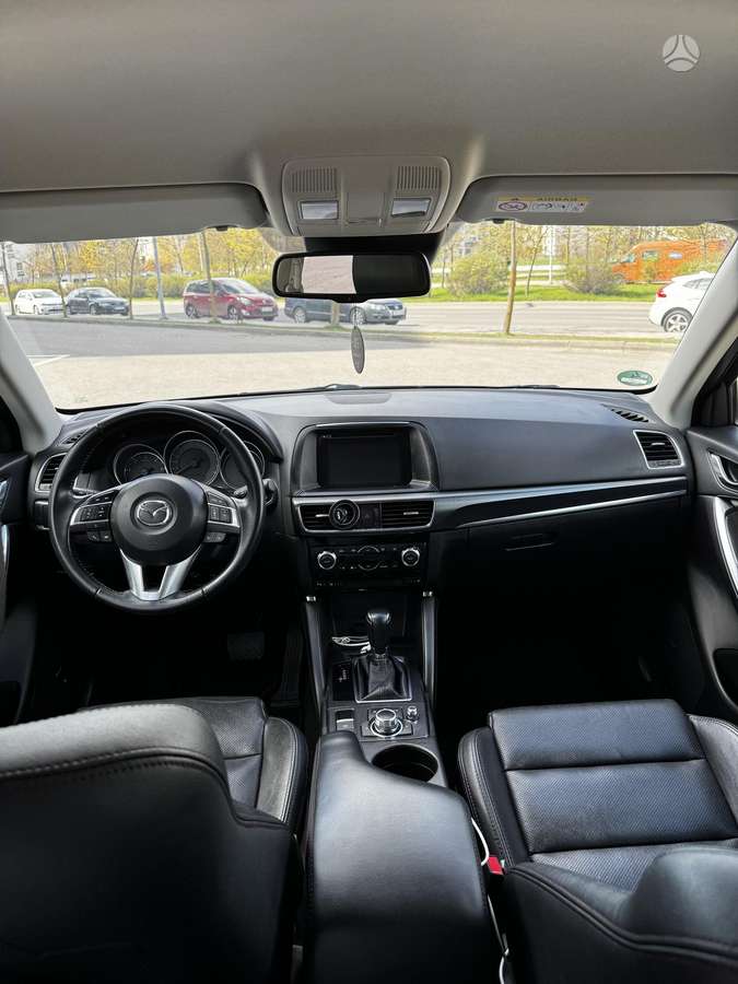 Mazda CX-5, 2.2 l., off-road / crossover