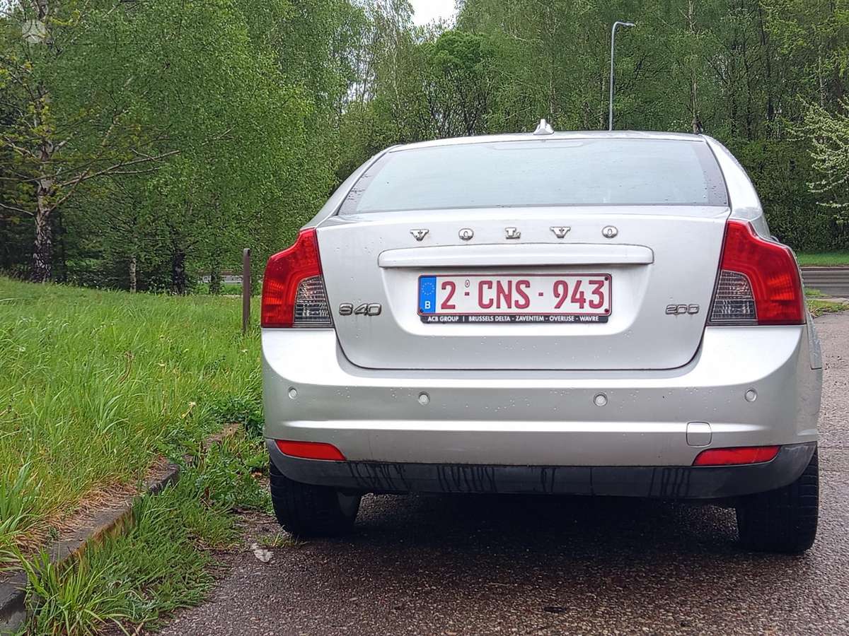 Volvo S40, 2.0 l., Седан
