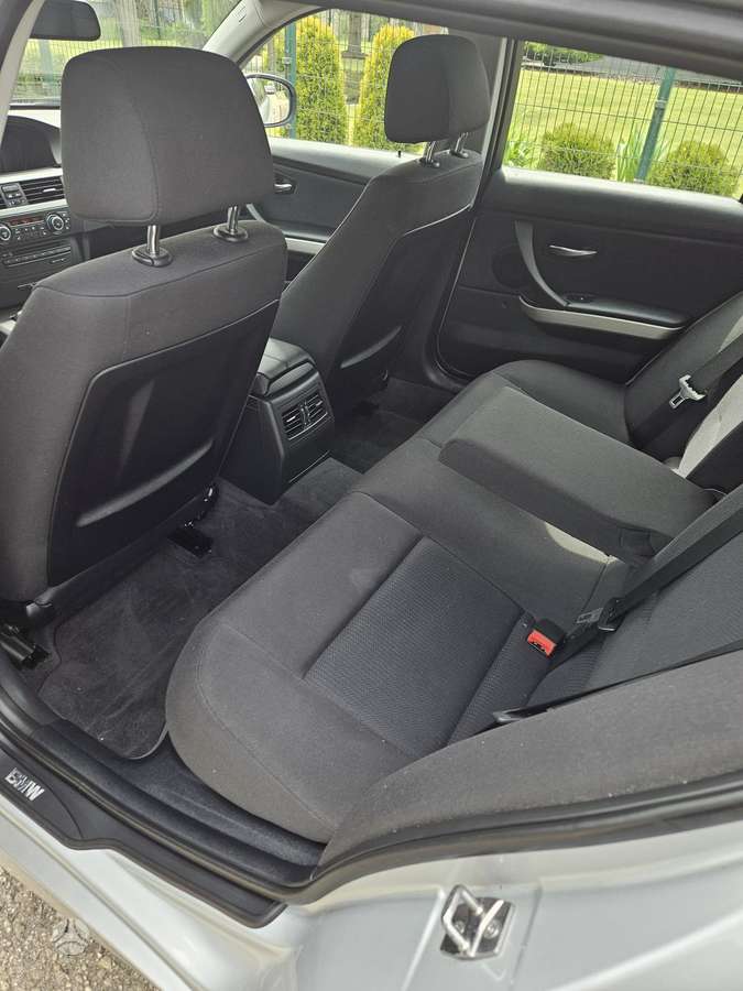 BMW 318, 2.0 l., universalas