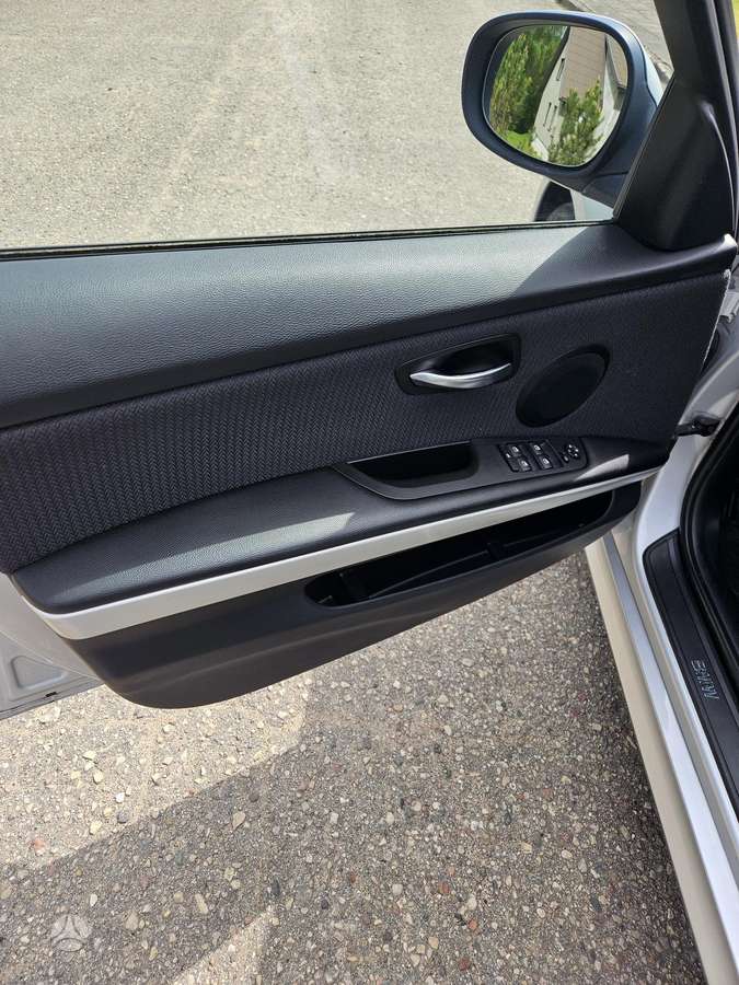 BMW 318, 2.0 l., universalas