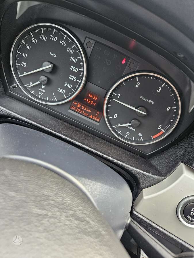 BMW 318, 2.0 l., universalas