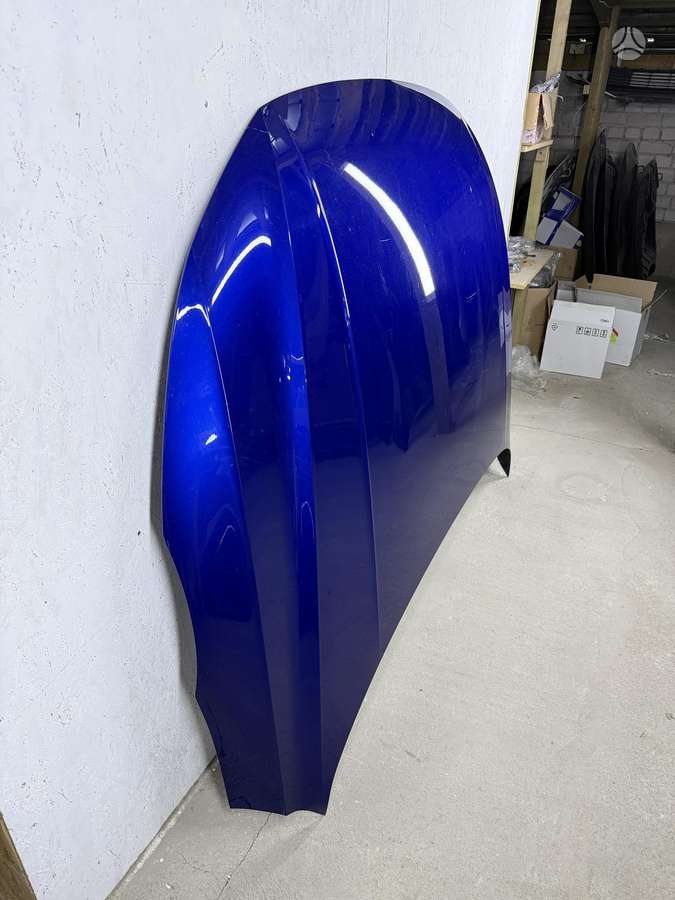 Volkswagen Arteon hood (front, rear)