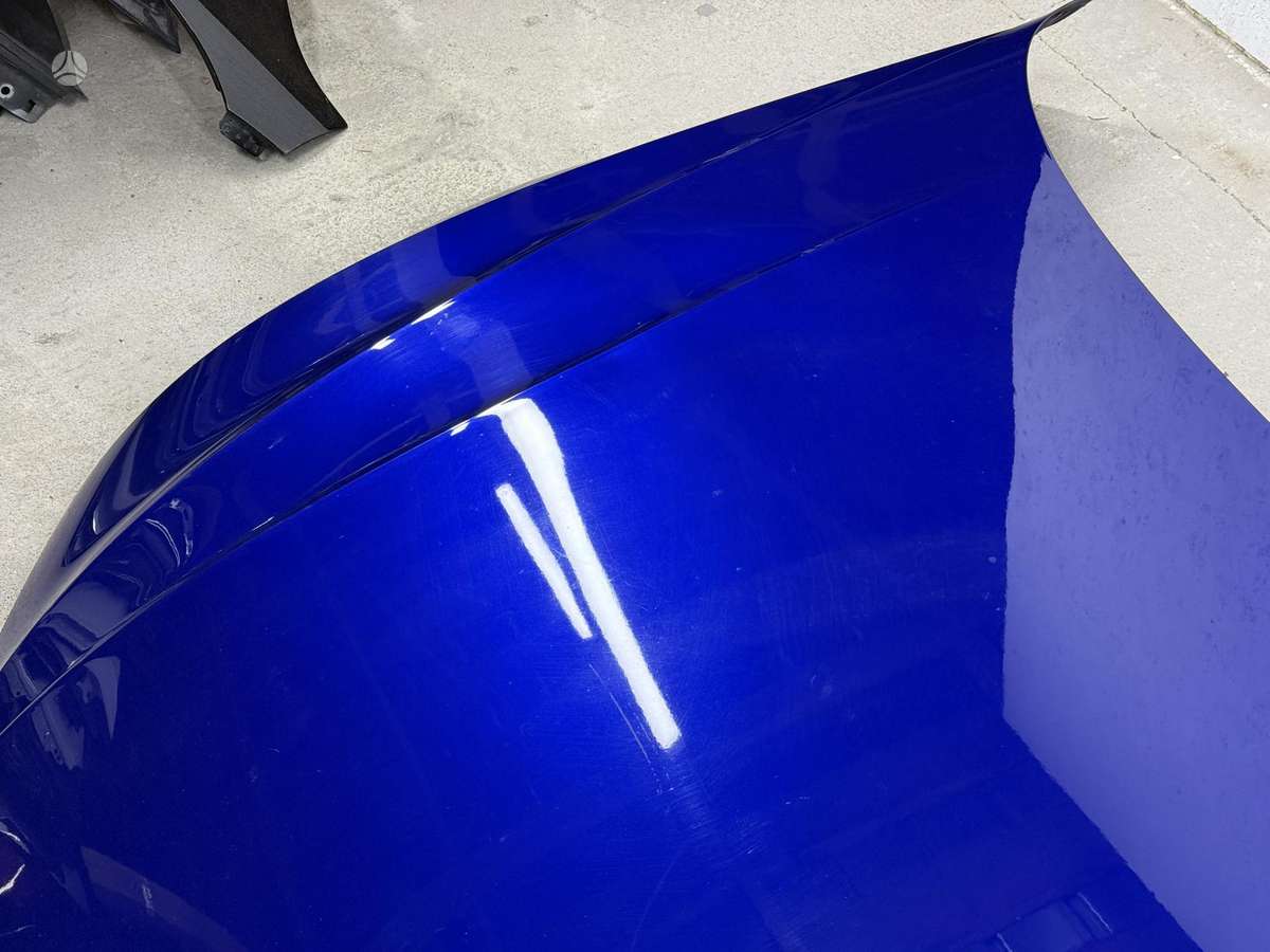 Volkswagen Arteon hood (front, rear)