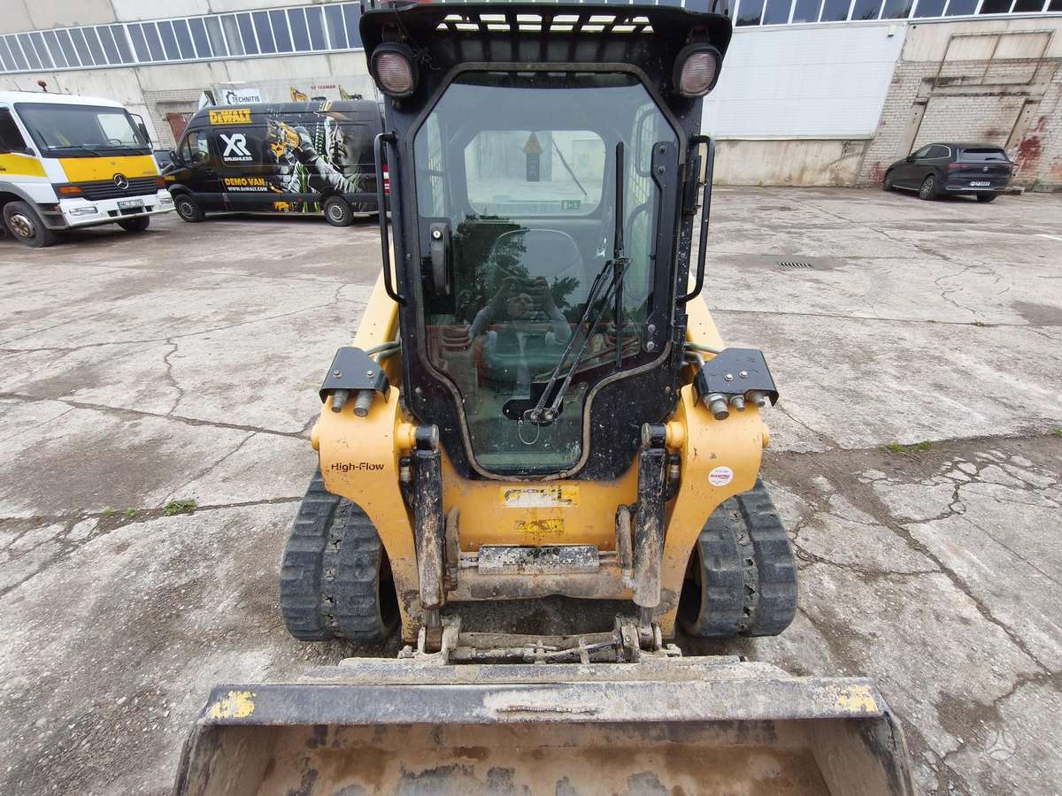 GEHL RT165, mini loaders
