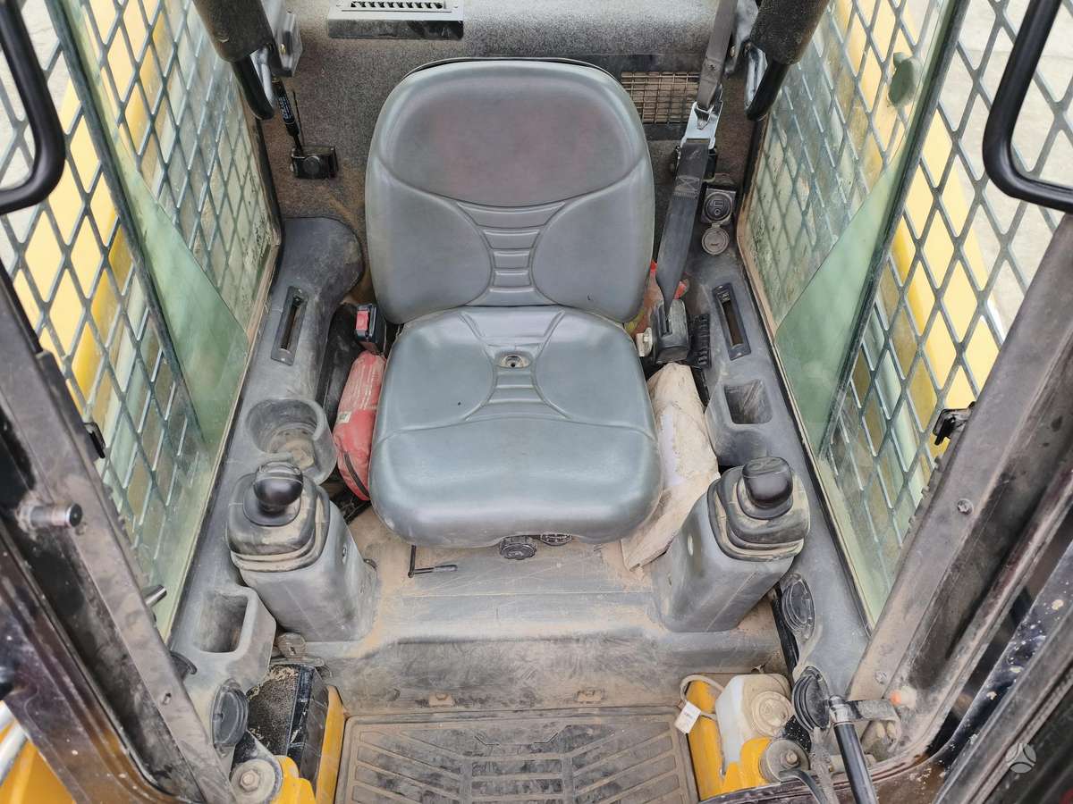 GEHL RT165, mini loaders