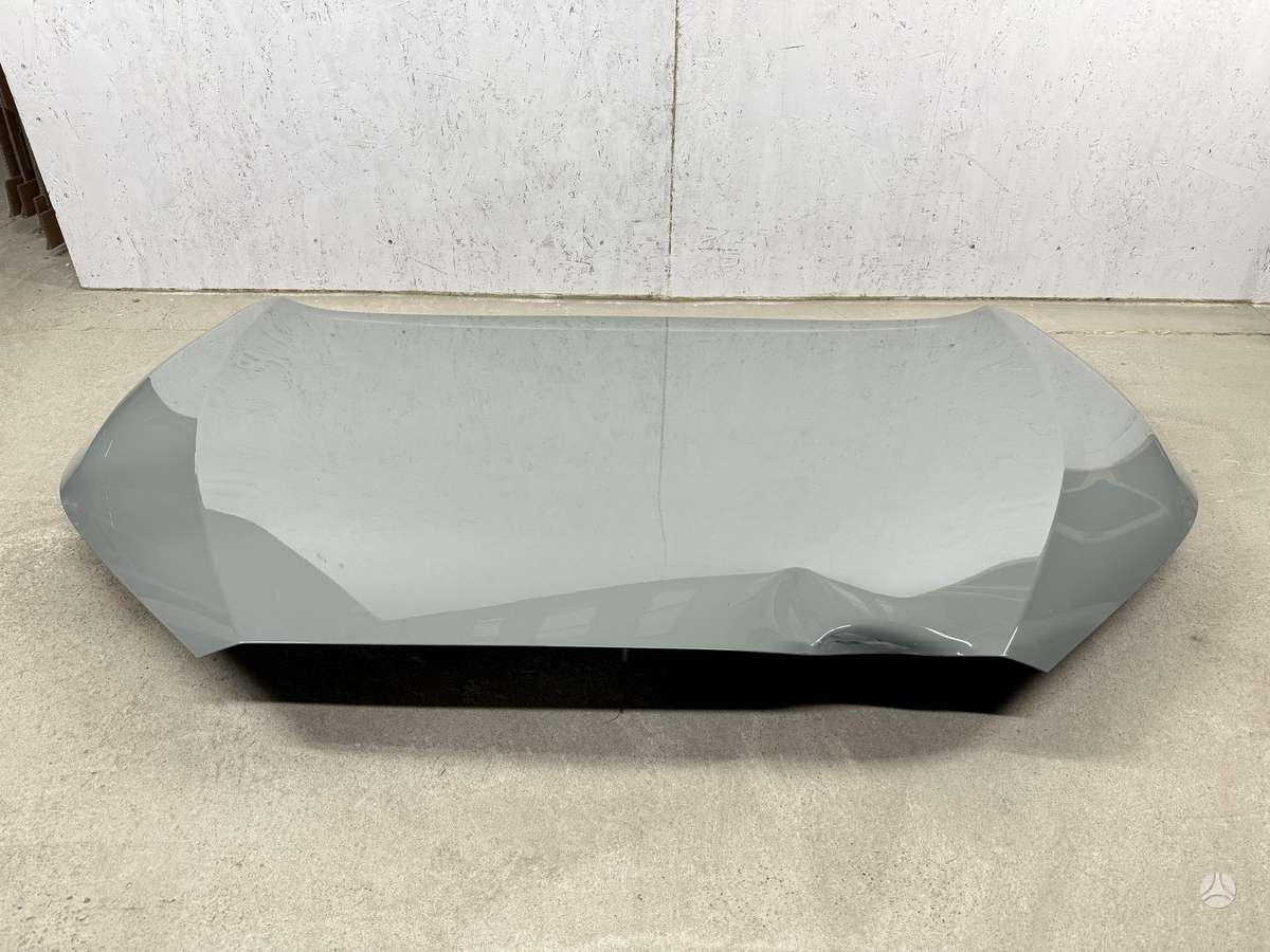 Toyota Corolla Cross hood (front, rear)