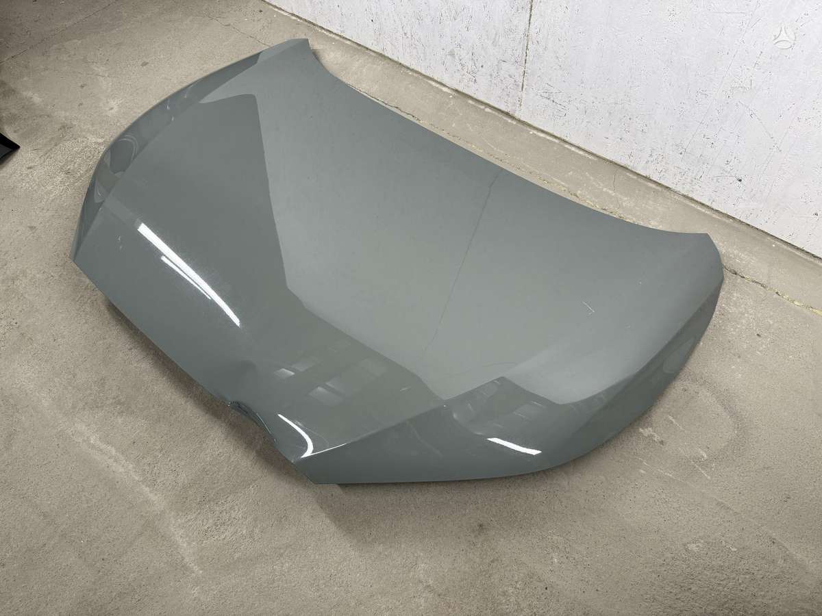 Toyota Corolla Cross hood (front, rear)