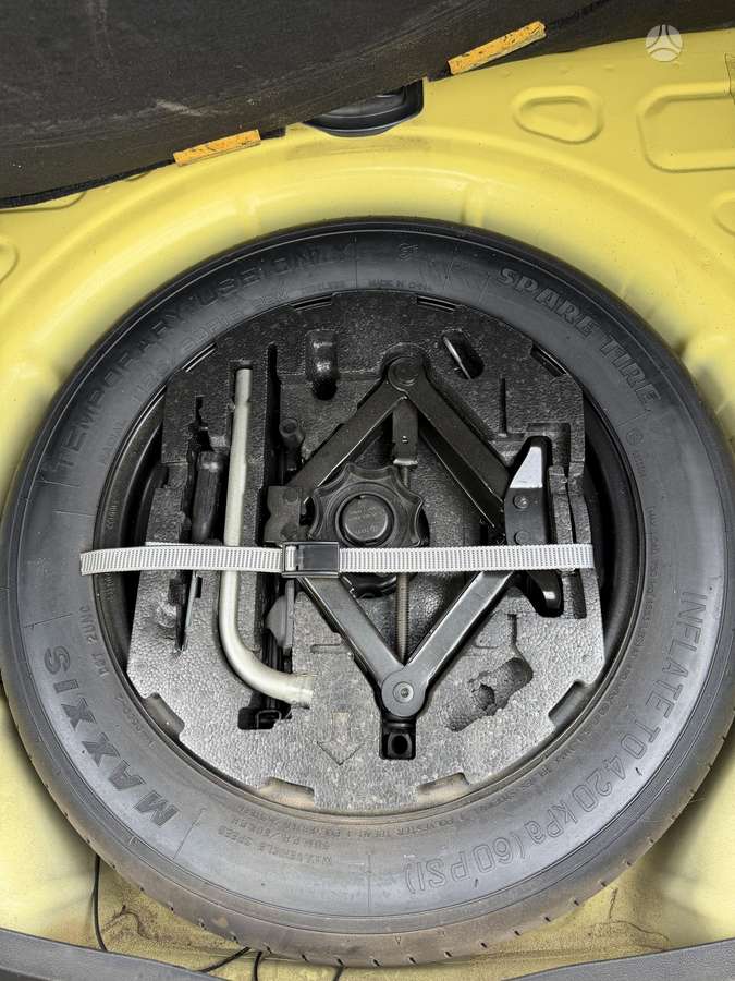 Volkswagen Beetle, 2.0 l., hatchback