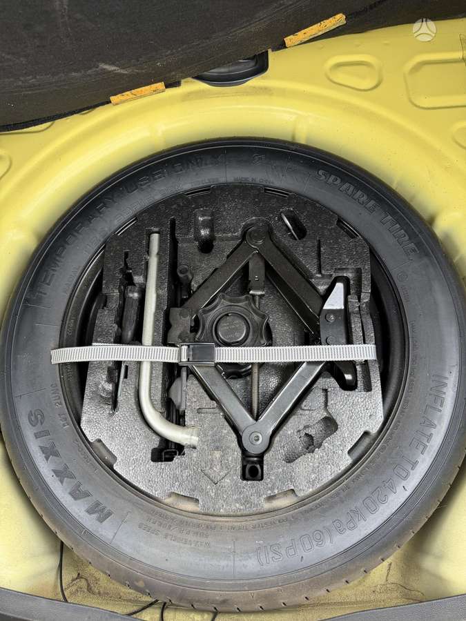 Volkswagen Beetle, 2.0 l., Хэтчбек
